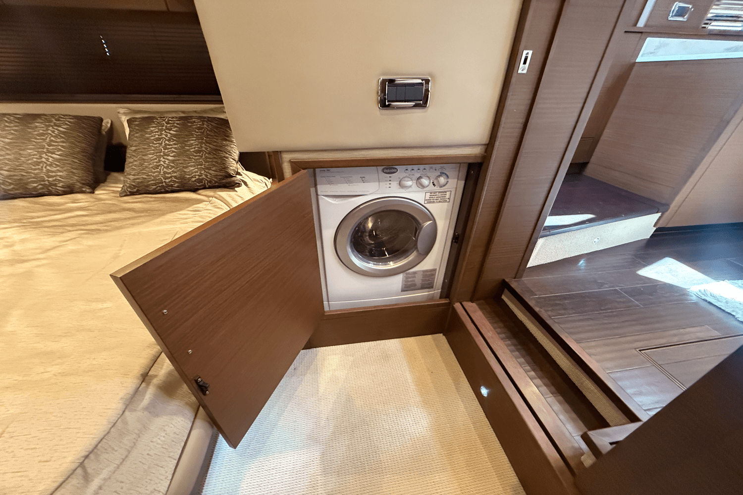 2016 Sea Ray 540 SUNDANCER Image Thumbnail #92