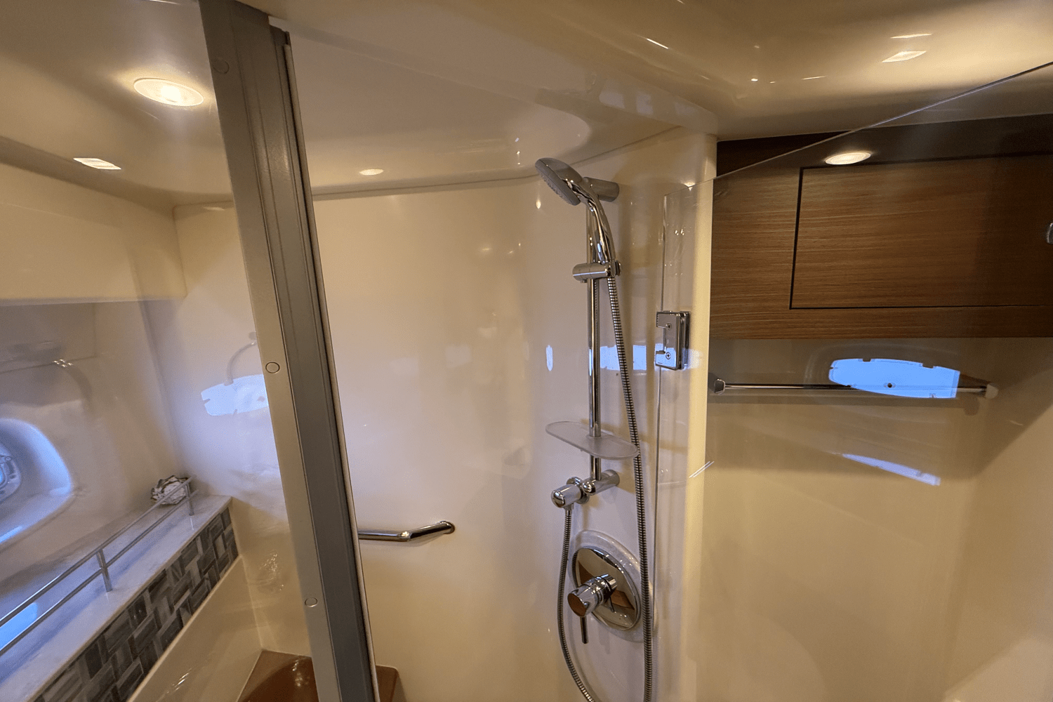 2016 Sea Ray 540 SUNDANCER Image Thumbnail #83