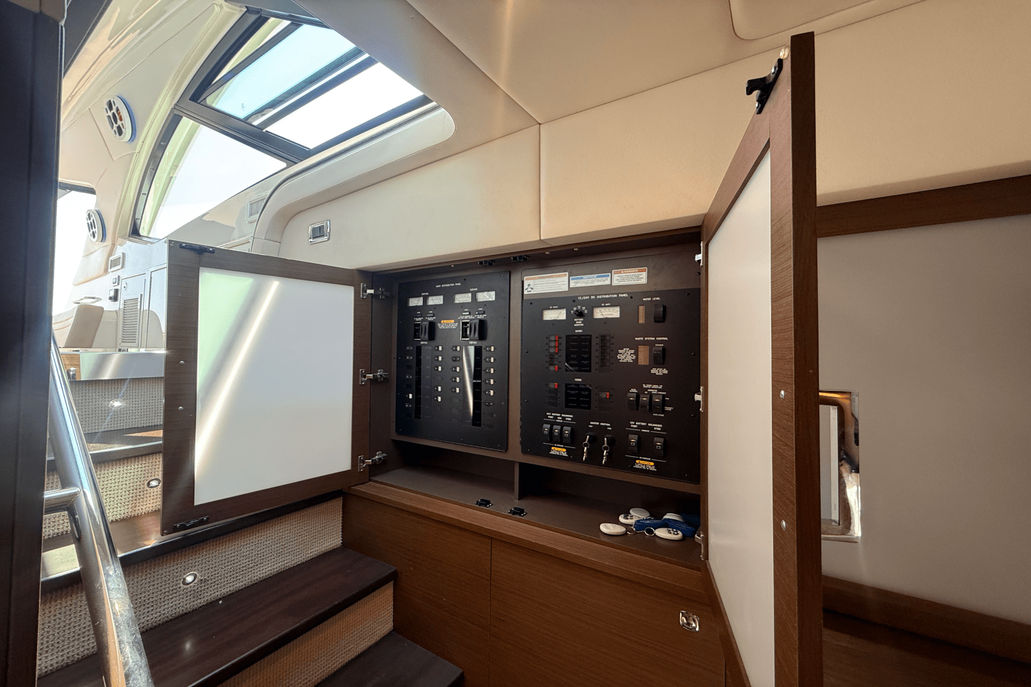 2016 Sea Ray 540 SUNDANCER Image Thumbnail #64