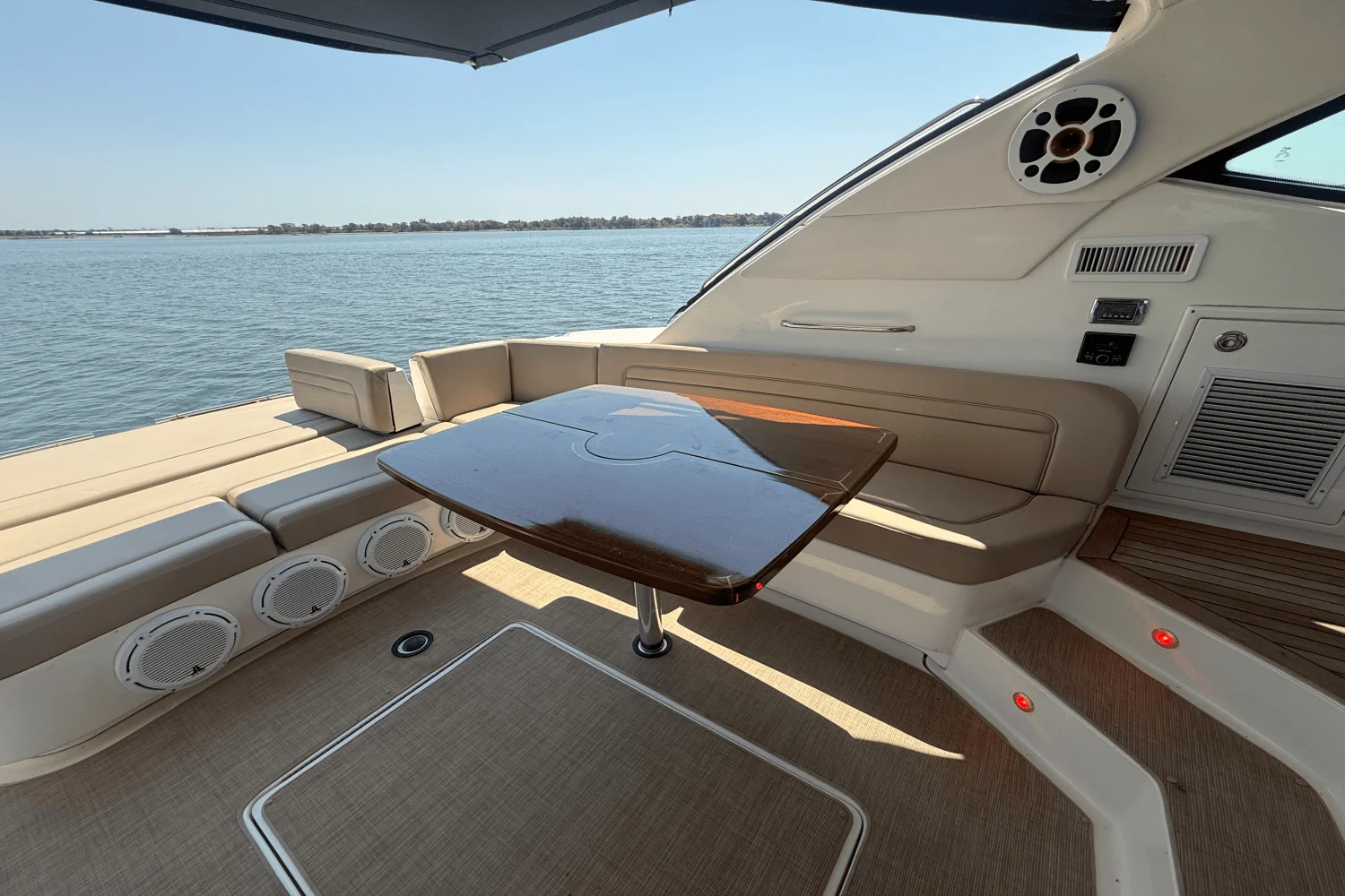 2016 Sea Ray
                                                             540 SUNDANCER Image Thumbnail #29