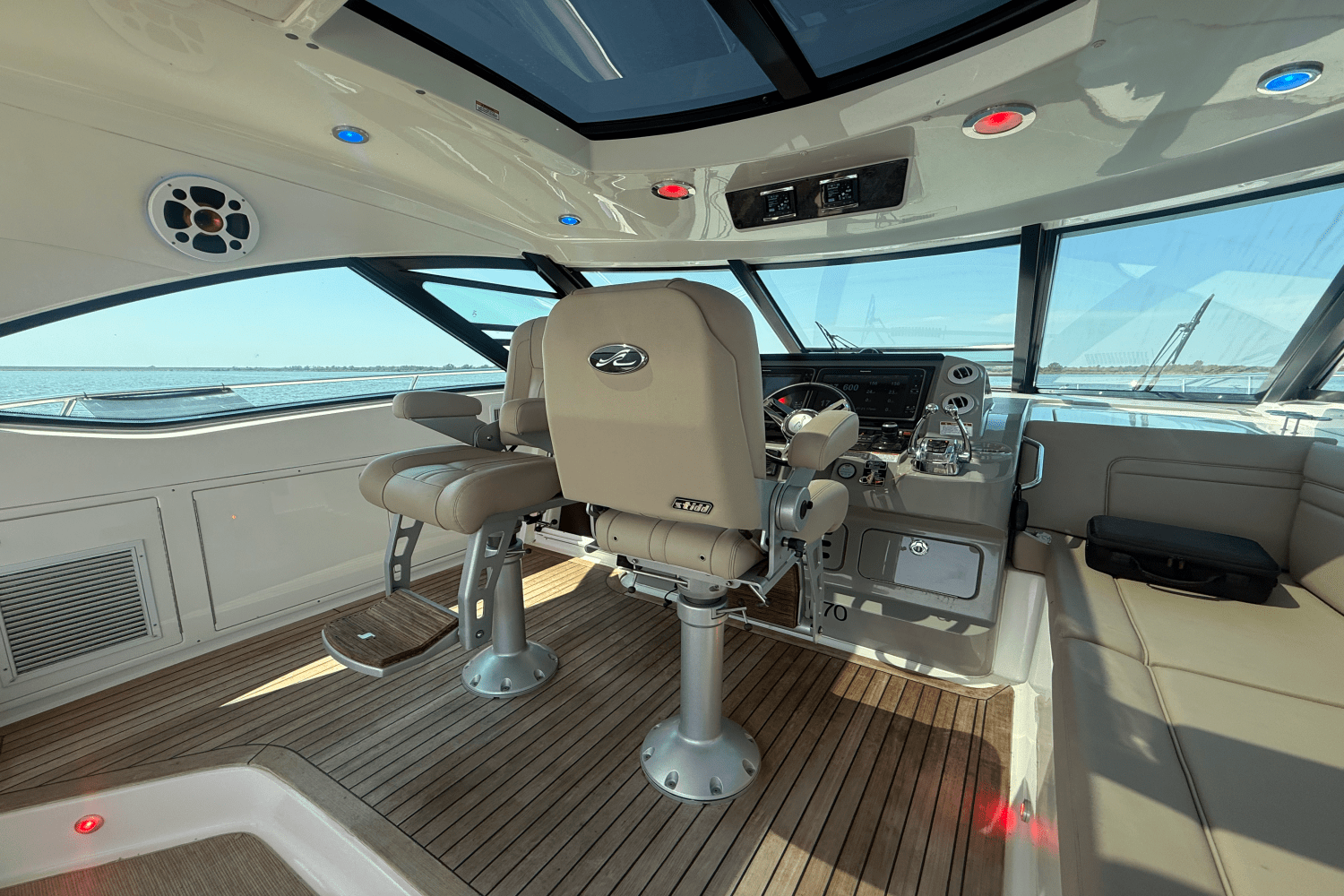 2016 Sea Ray 540 SUNDANCER Image Thumbnail #41