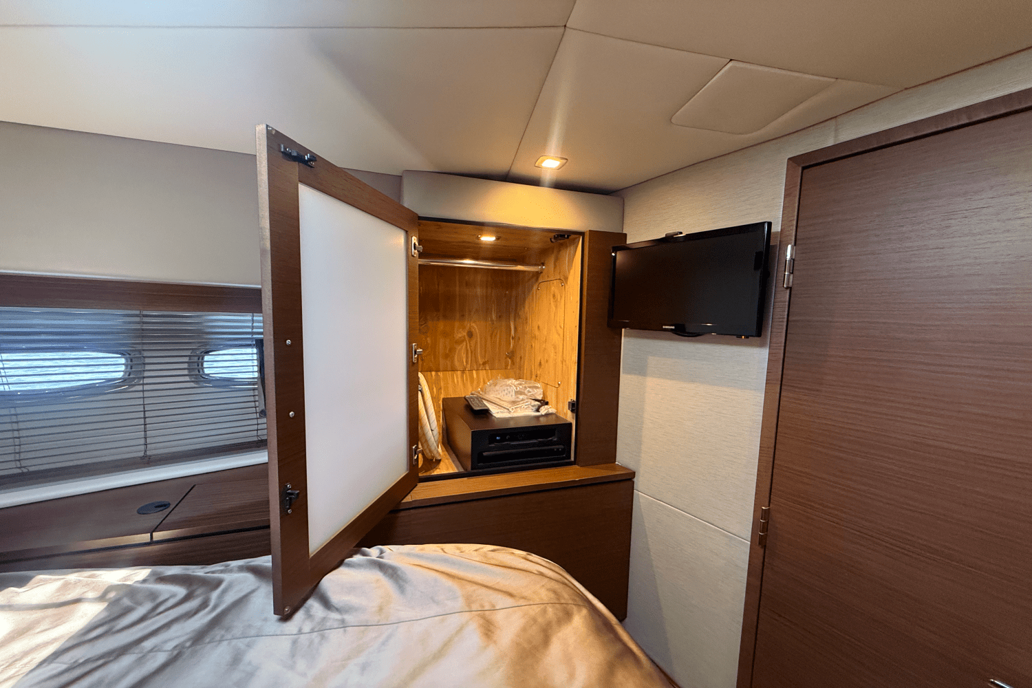 2016 Sea Ray 540 SUNDANCER Image Thumbnail #76
