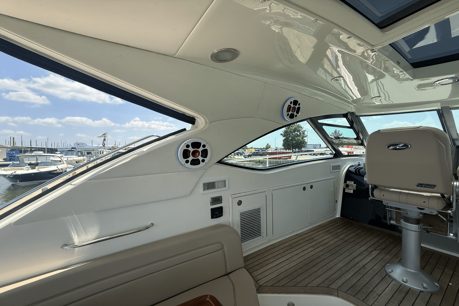 2016 Sea Ray 540 SUNDANCER Image Thumbnail #19