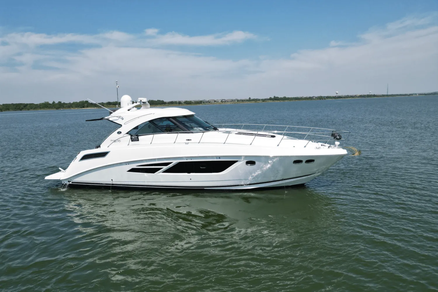 2016 Sea Ray
                                                             540 SUNDANCER Image Thumbnail #11