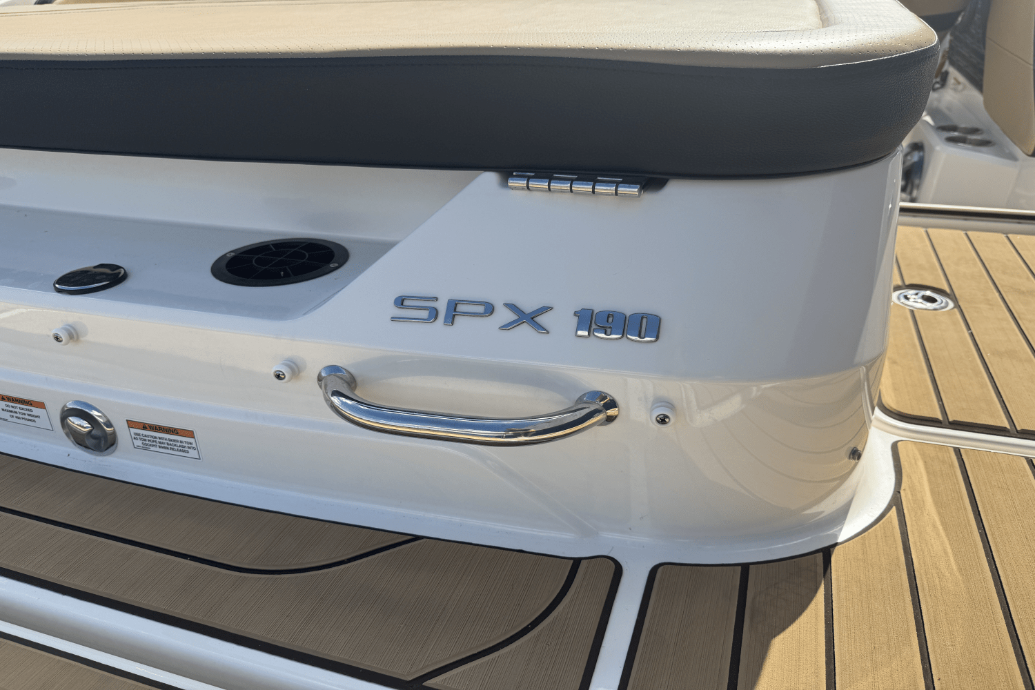 2024 Sea Ray SPX 190 Image Thumbnail #7