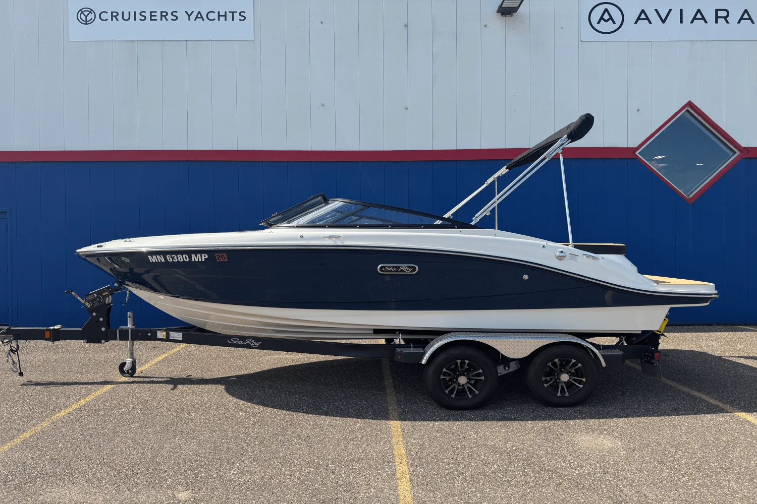 2024 Sea Ray SPX 190 Image Thumbnail #2