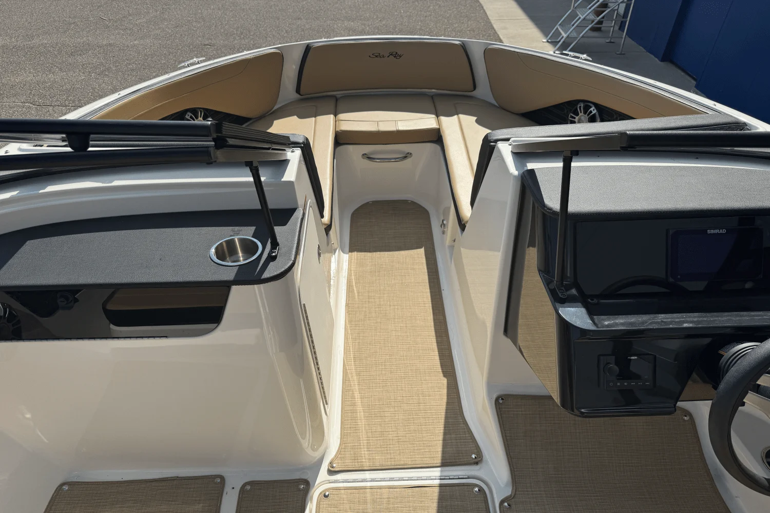 2024 Sea Ray SPX 190 Image Thumbnail #37