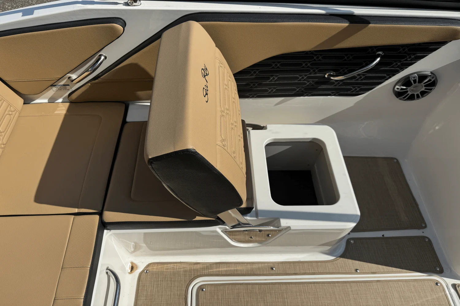 2024 Sea Ray SPX 190 Image Thumbnail #18