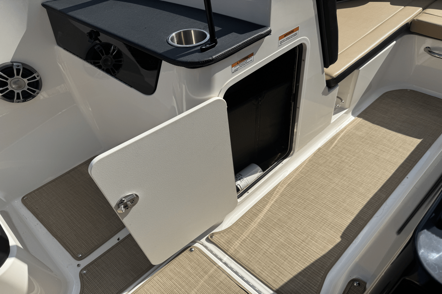 2024 Sea Ray SPX 190 Image Thumbnail #42