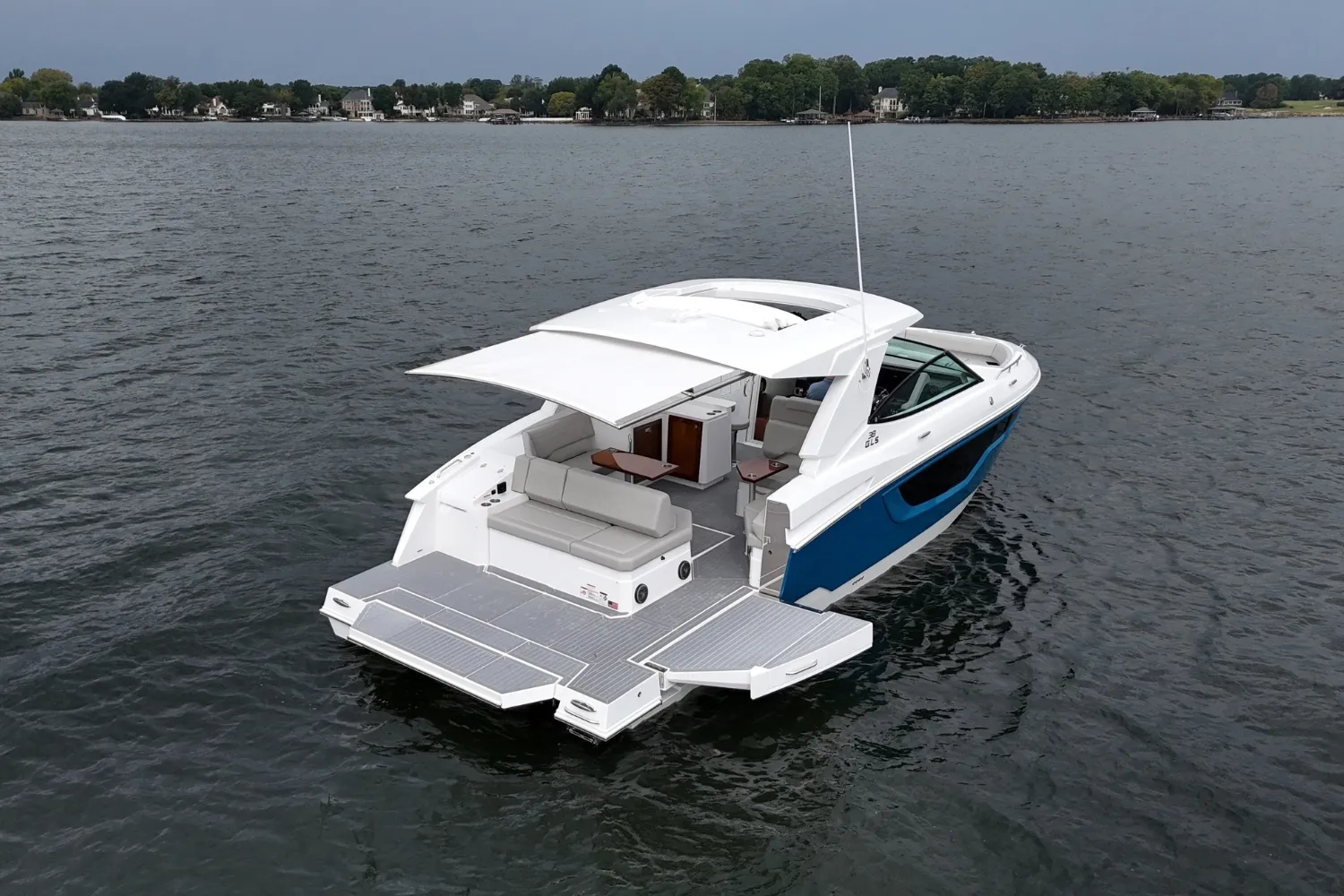 2026 Cruisers Yachts 38 GLS Image Thumbnail #11