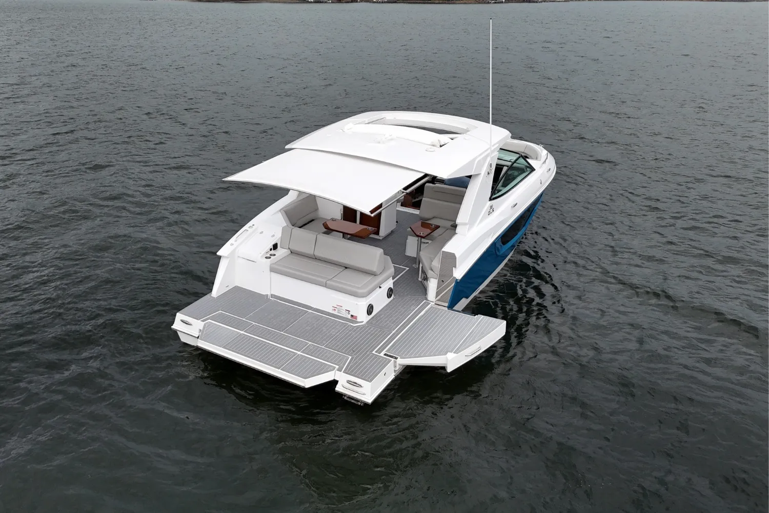 2026 Cruisers Yachts 38 GLS Image Thumbnail #12