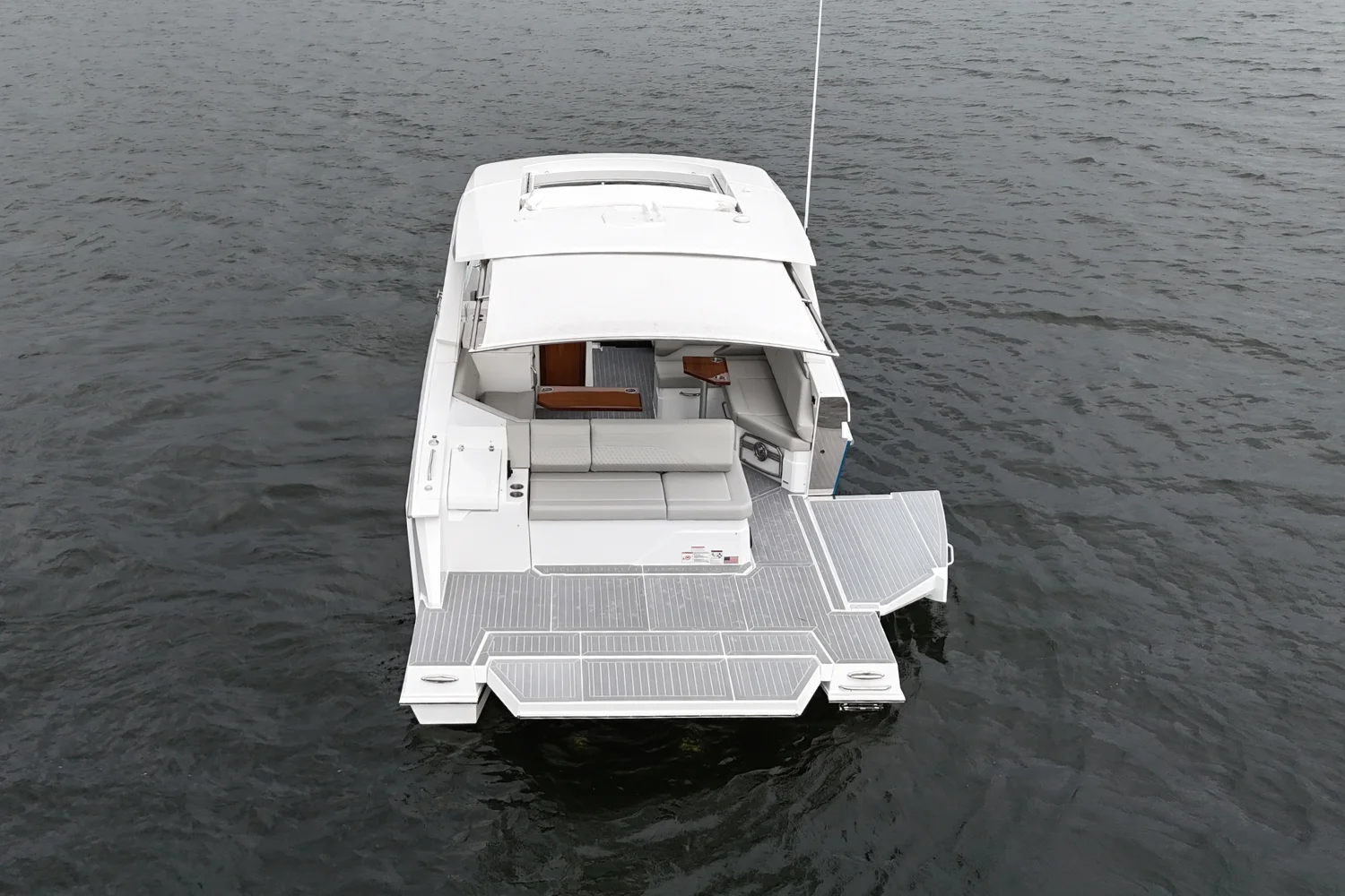 2026 Cruisers Yachts 38 GLS Image Thumbnail #10