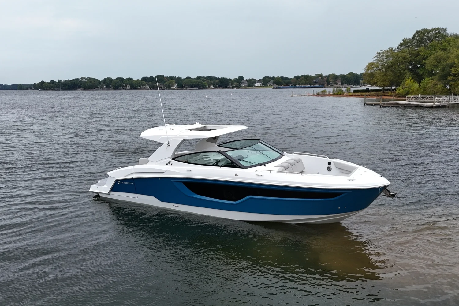 2026 Cruisers Yachts 38 GLS Image Thumbnail #3