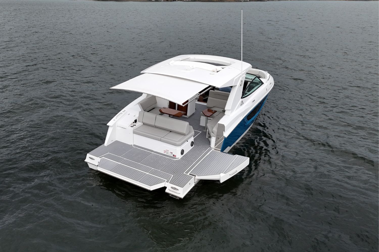 2026 Cruisers Yachts 38 GLS Image Thumbnail #12