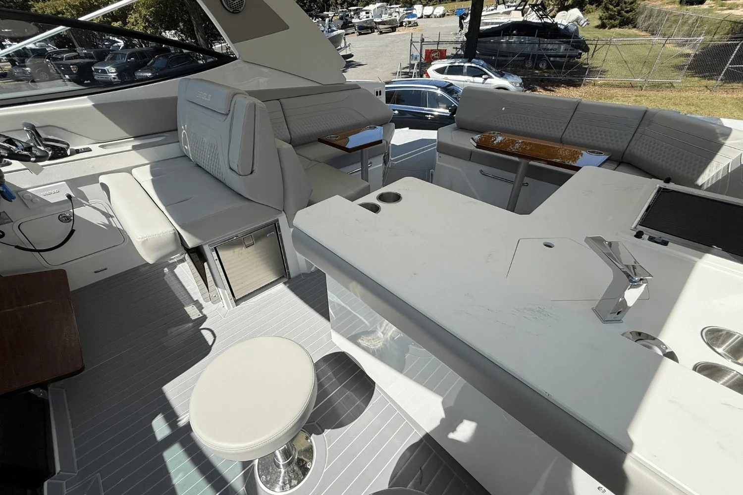 2026 Cruisers Yachts 38 GLS Image Thumbnail #29