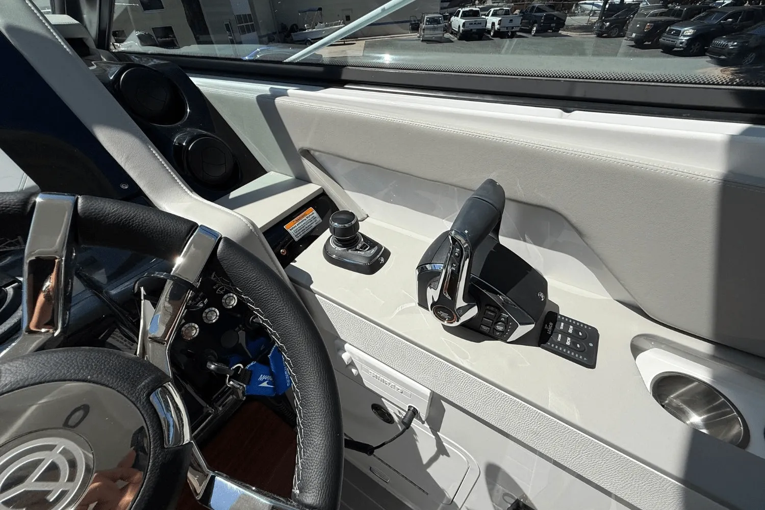 2026 Cruisers Yachts 38 GLS Image Thumbnail #36