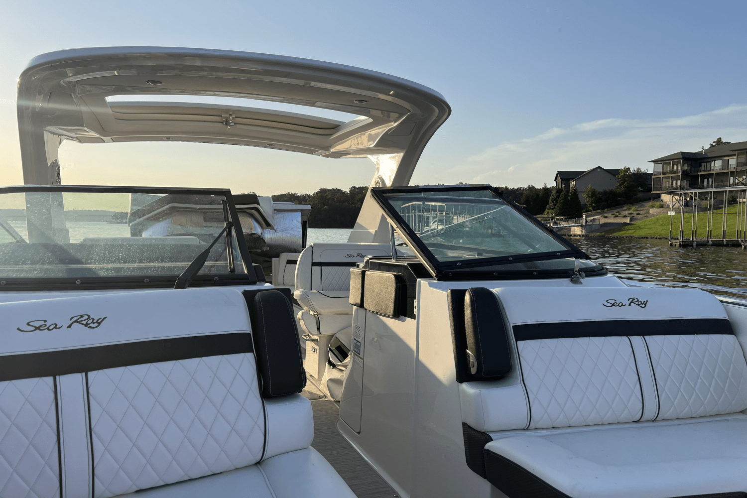 2018 Sea Ray 310 SLX Image Thumbnail #14