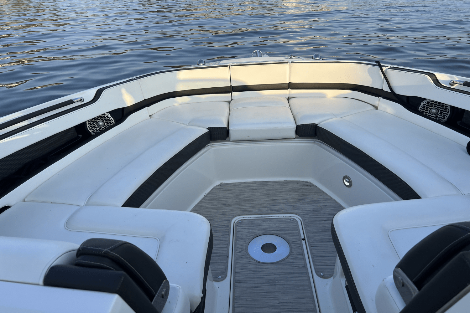 2018 Sea Ray 310 SLX Image Thumbnail #13