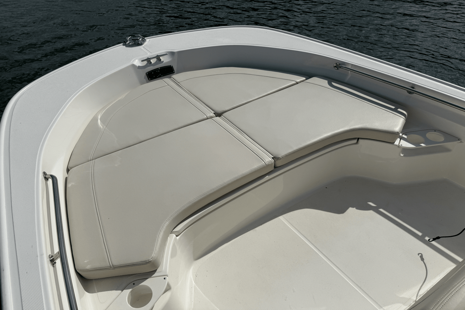 2024 Boston Whaler 19 MONTAUK Image Thumbnail #11