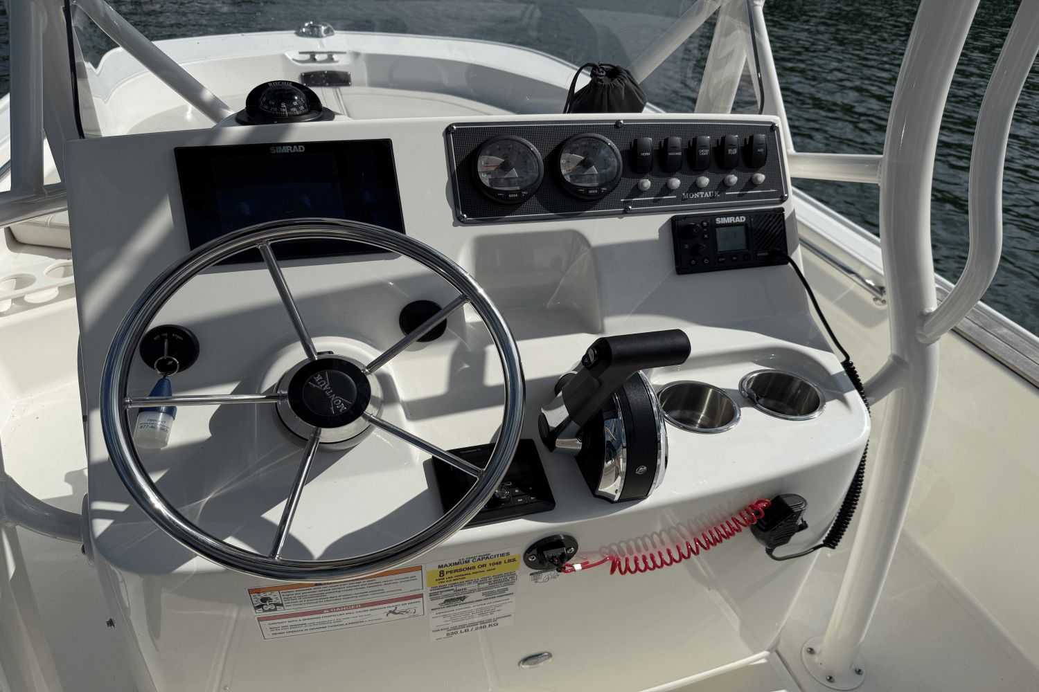 2024 Boston Whaler 19 MONTAUK Image Thumbnail #10