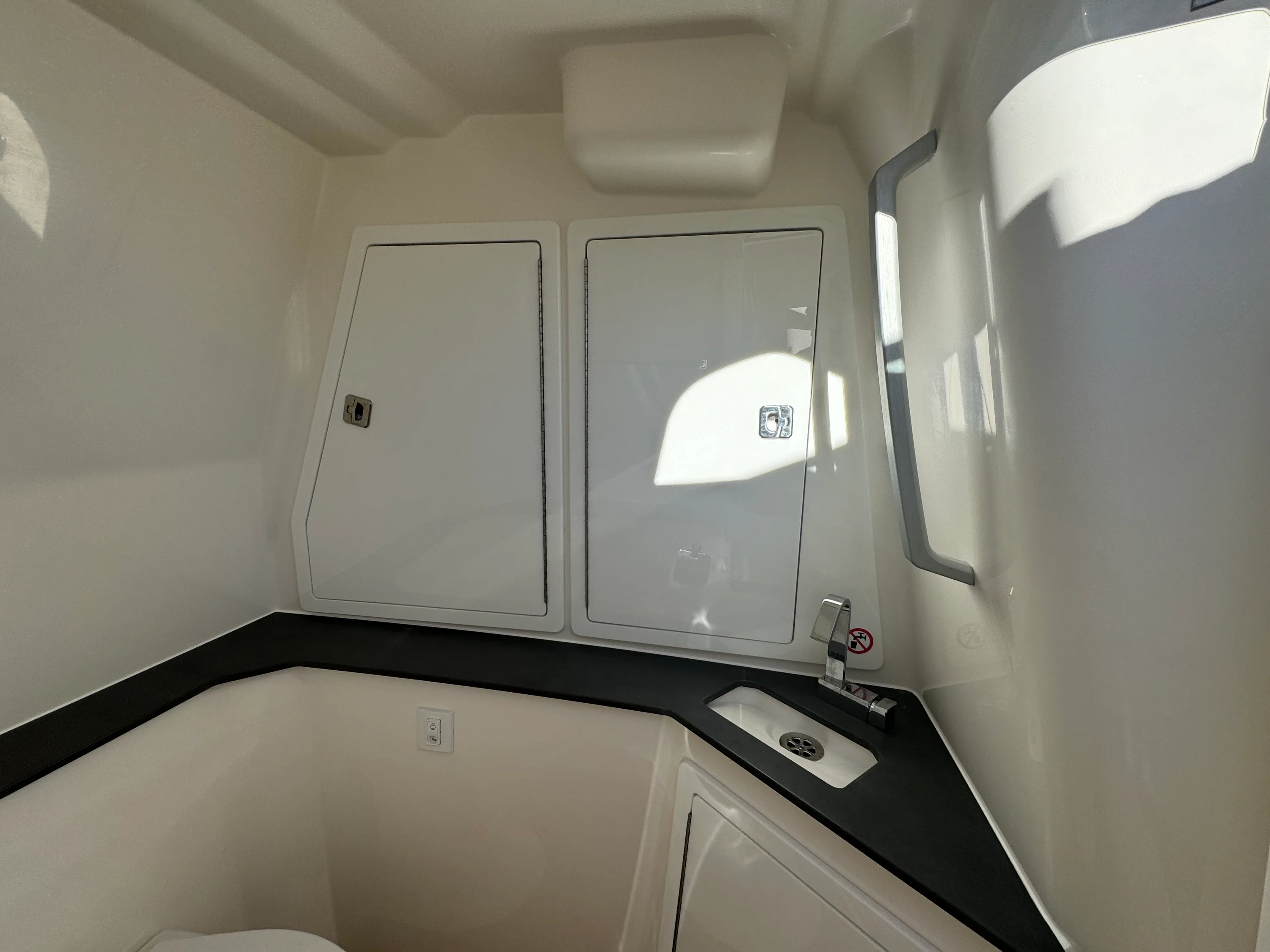 2023 Aviara AV32 Image Thumbnail #42