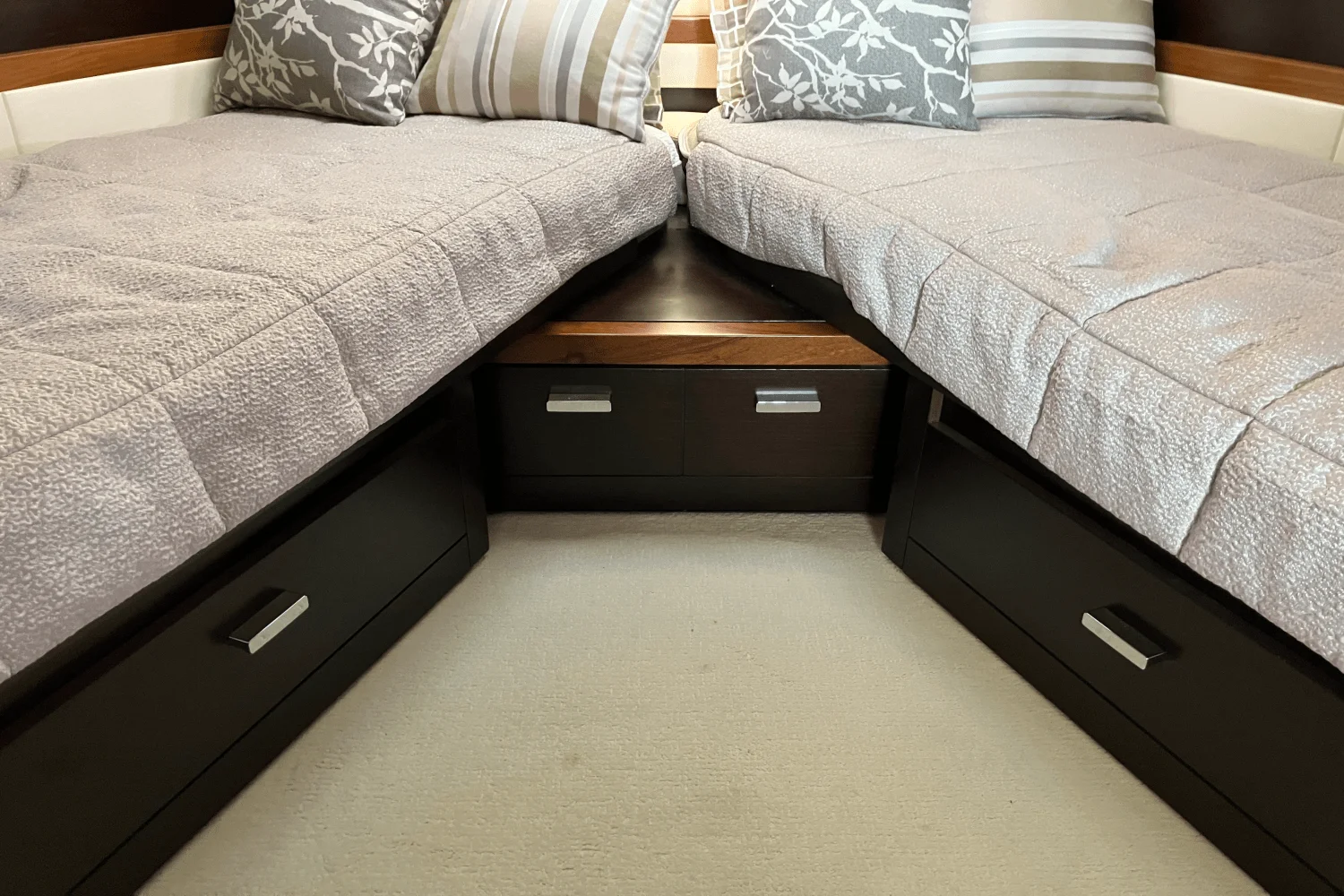 2016 Tiara Yachts 50 COUPE Image Thumbnail #42