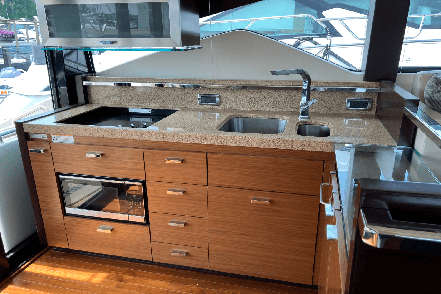 2016 Tiara Yachts 50 COUPE Image Thumbnail #25