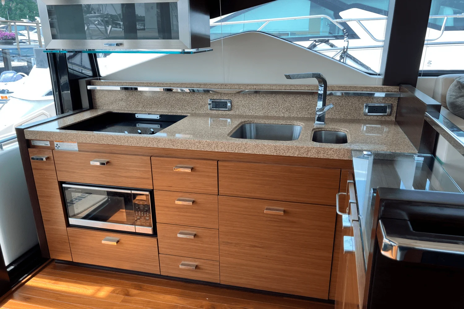 2016 Tiara Yachts 50 COUPE Image Thumbnail #25