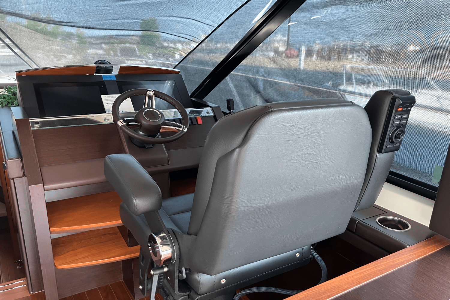 2016 Tiara Yachts 50 COUPE Image Thumbnail #33