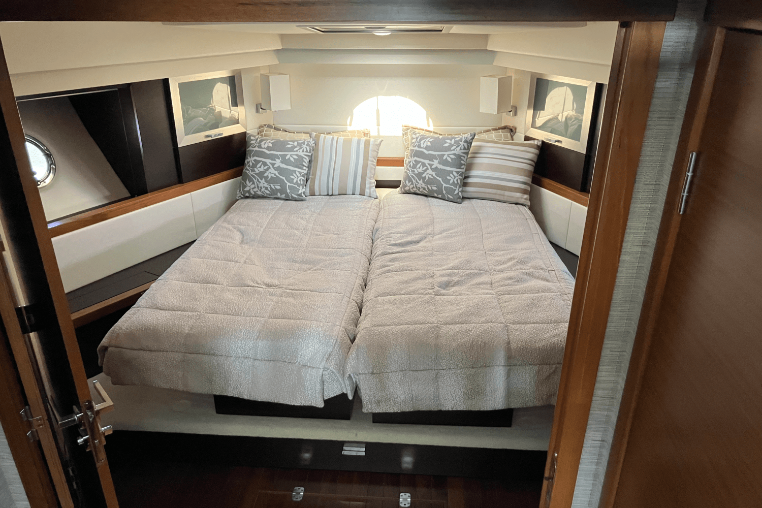 2016 Tiara Yachts 50 COUPE Image Thumbnail #43