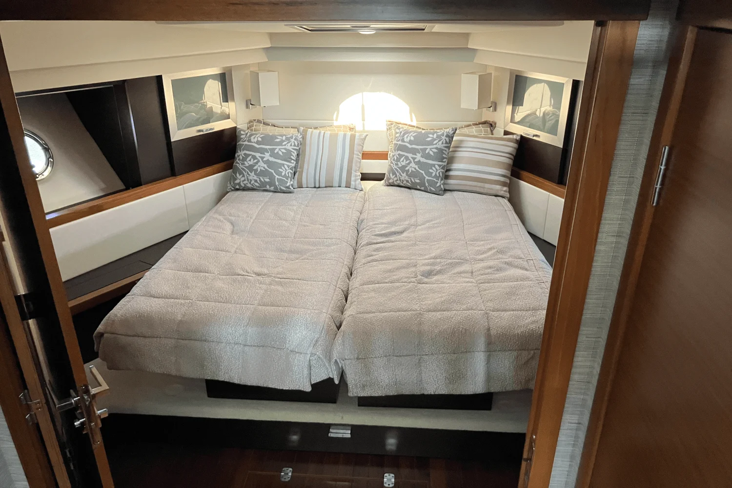 2016 Tiara Yachts 50 COUPE Image Thumbnail #43