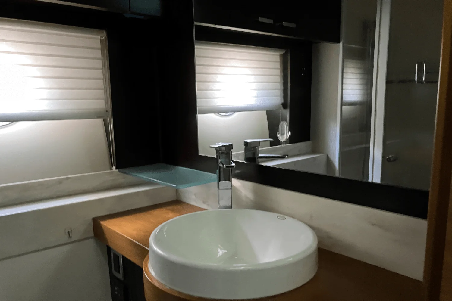 2016 Tiara Yachts 50 COUPE Image Thumbnail #56