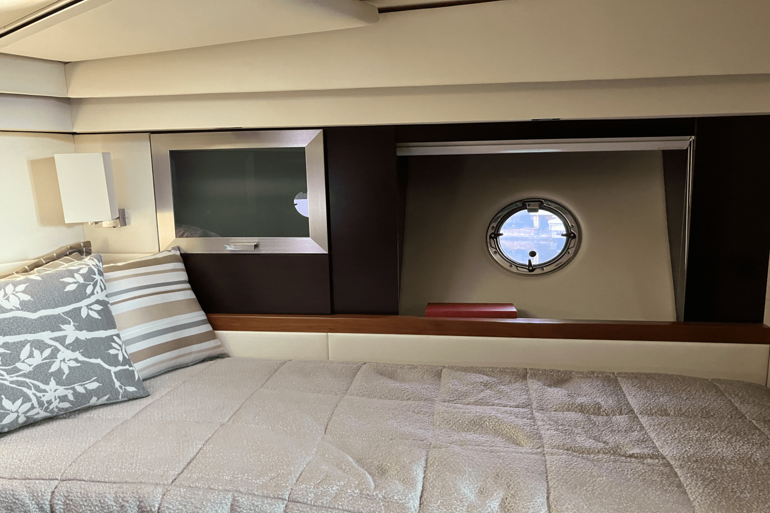 2016 Tiara Yachts 50 COUPE Image Thumbnail #41