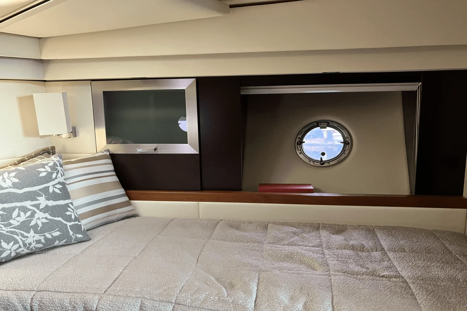 2016 Tiara Yachts 50 COUPE Image Thumbnail #41