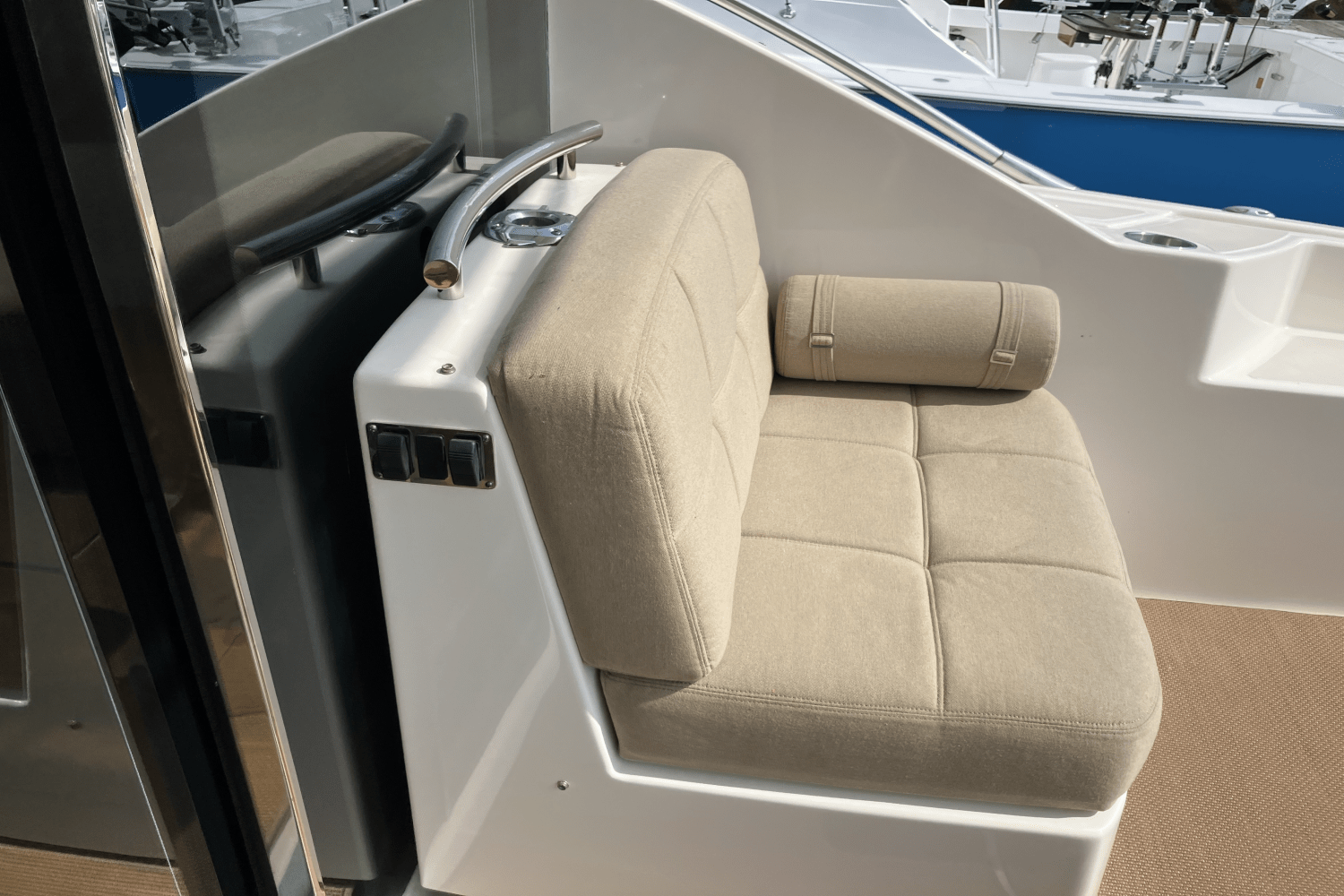 2016 Tiara Yachts 50 COUPE Image Thumbnail #19