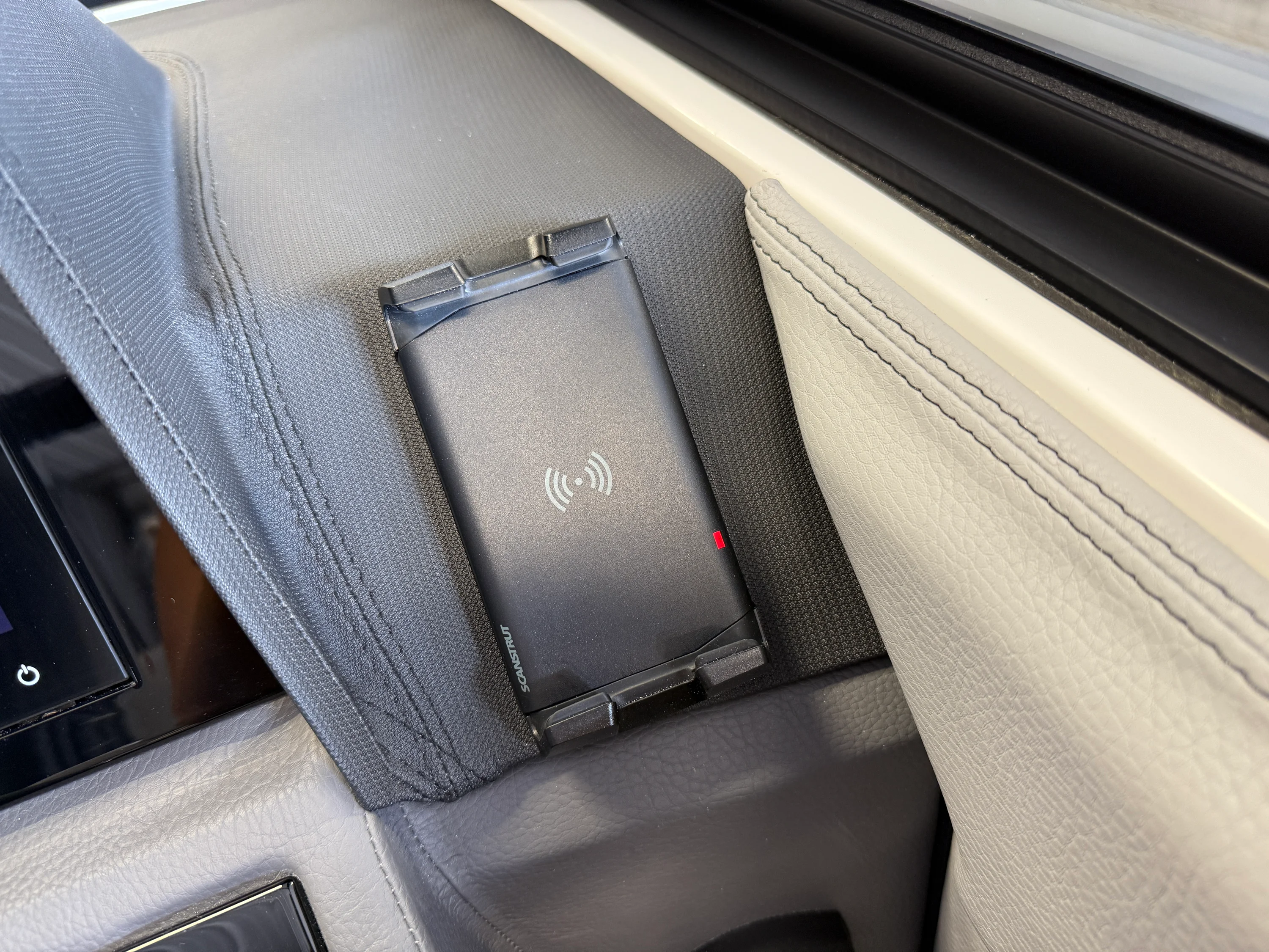 2026 Cobalt R4 Image Thumbnail #74