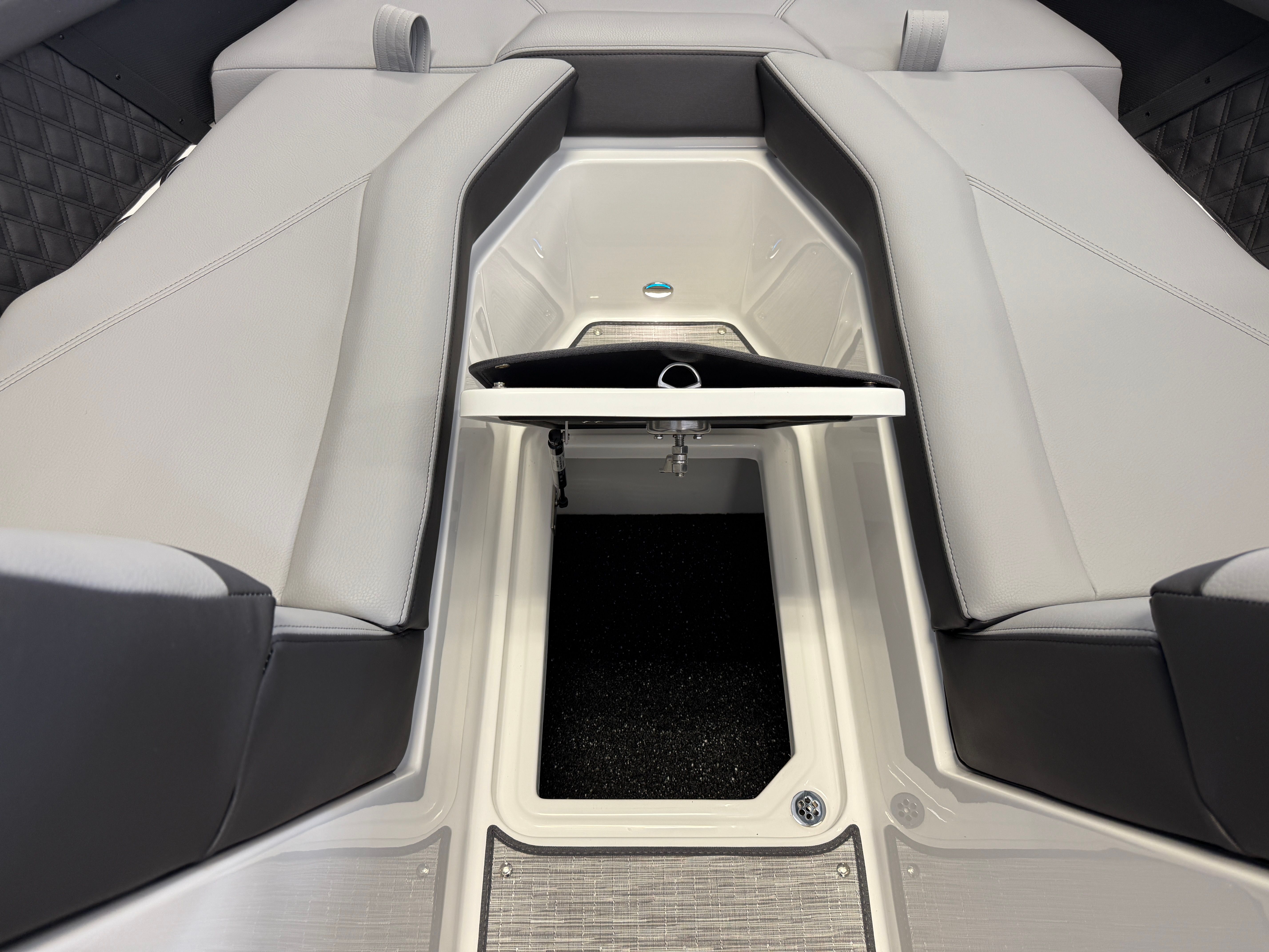 2026 Cobalt R4 Image Thumbnail #92