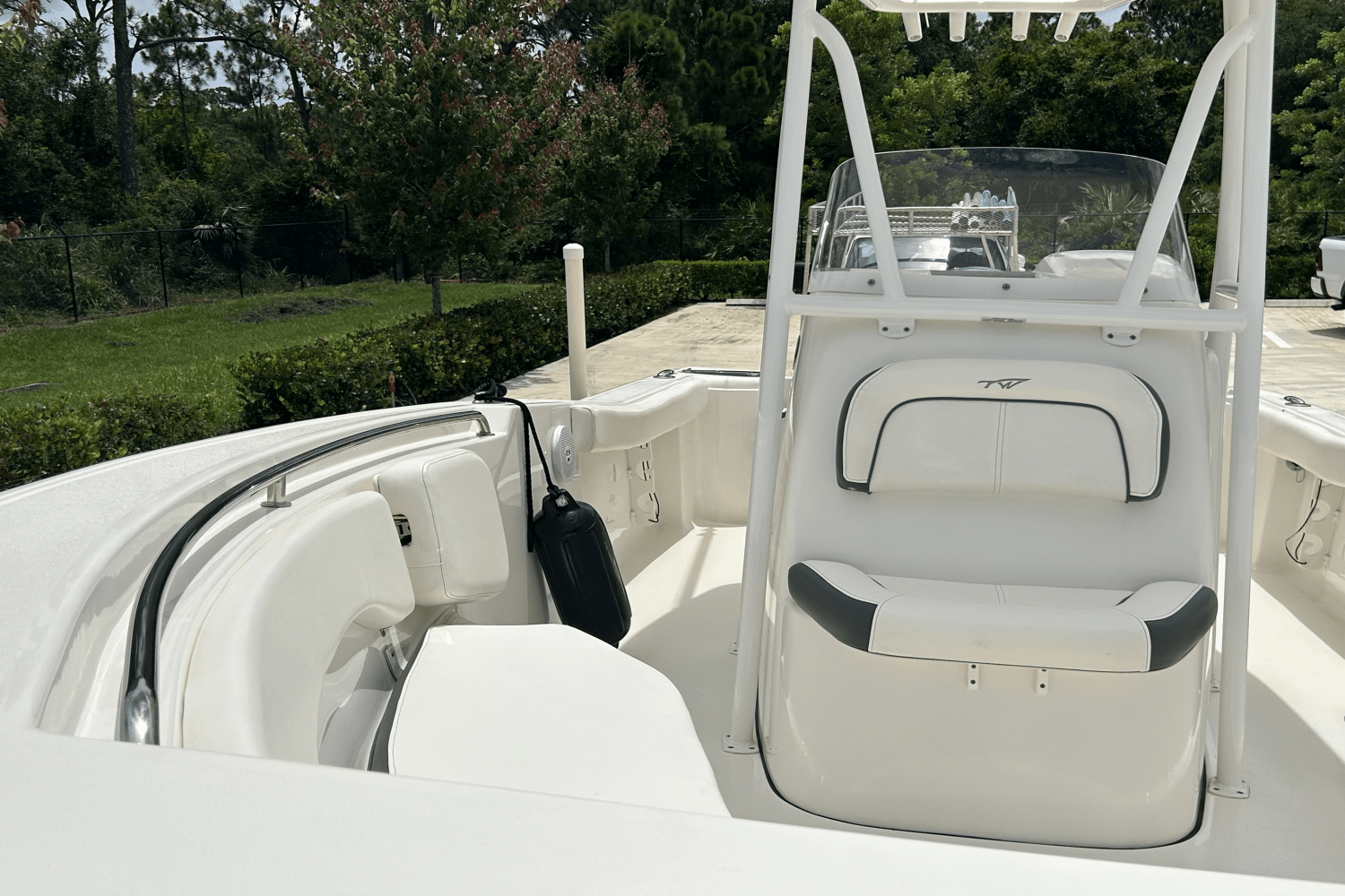 2015 Tidewater 22 Image Thumbnail #25