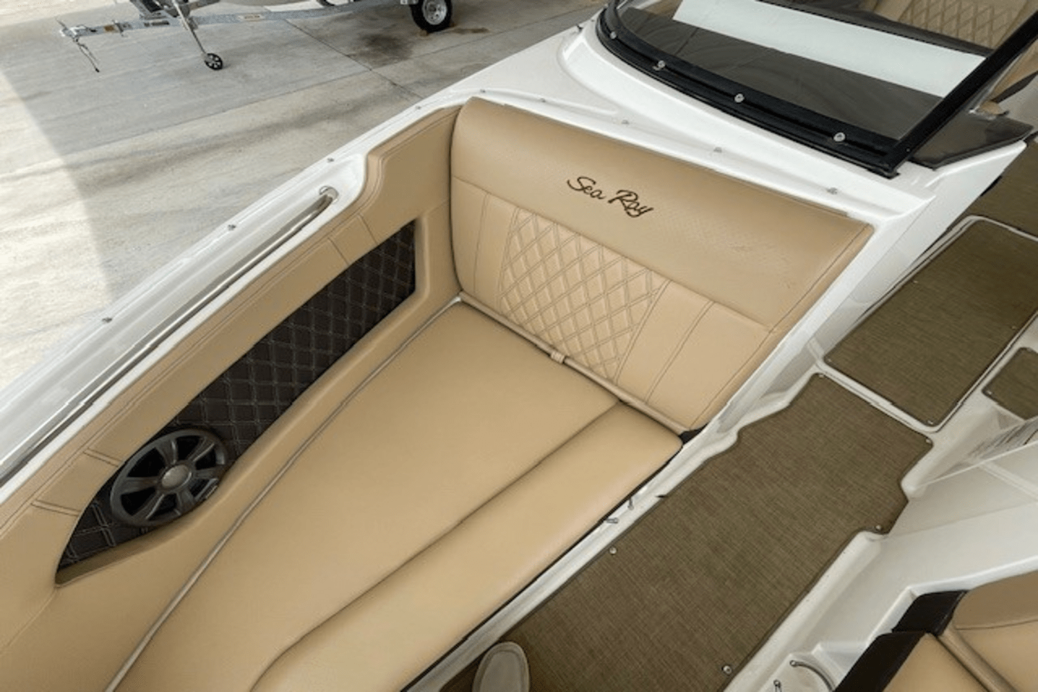 2019 Sea Ray 230 SLX Image Thumbnail #26