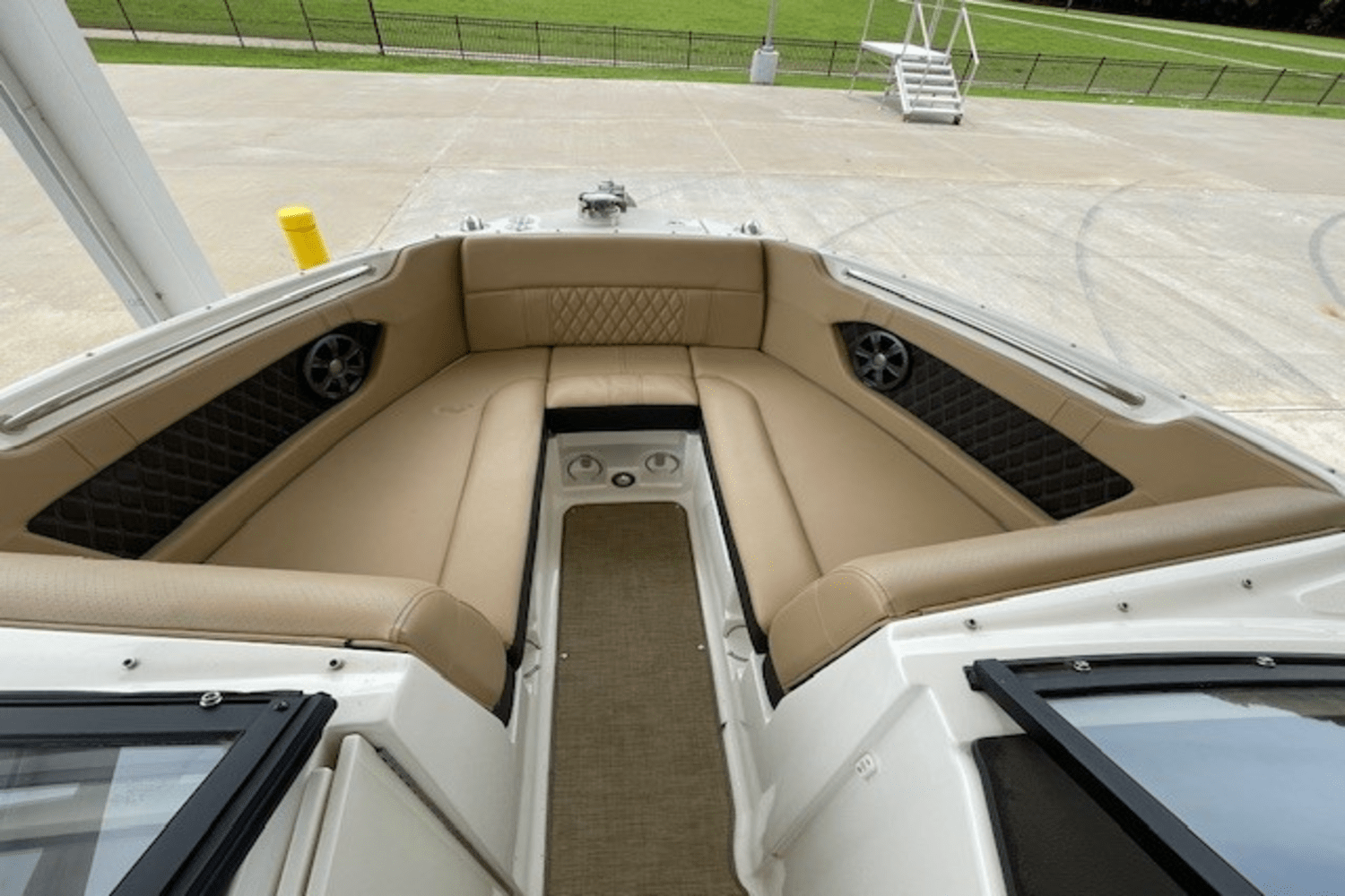2019 Sea Ray 230 SLX Image Thumbnail #24
