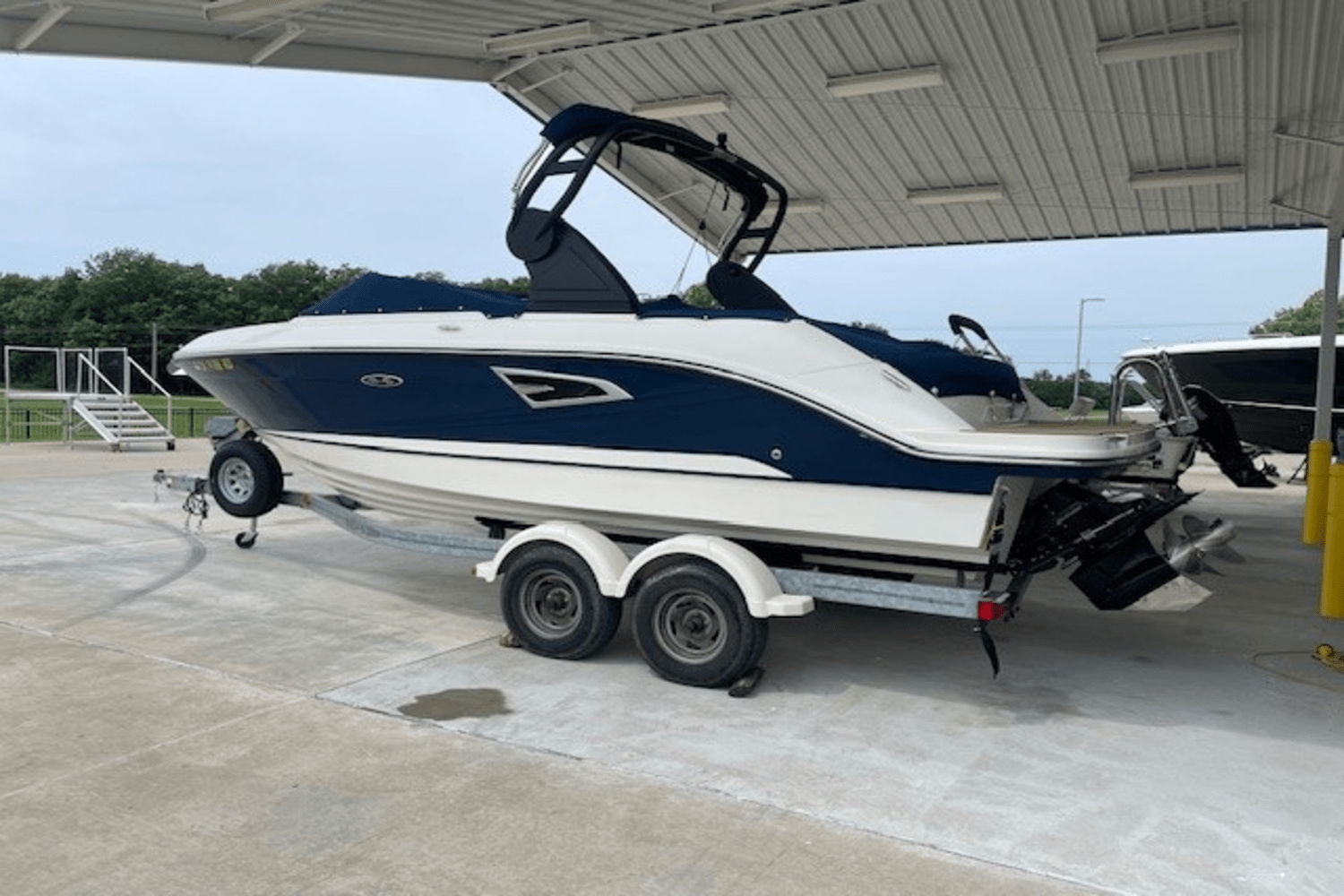 2019 Sea Ray 230 SLX Image Thumbnail #32