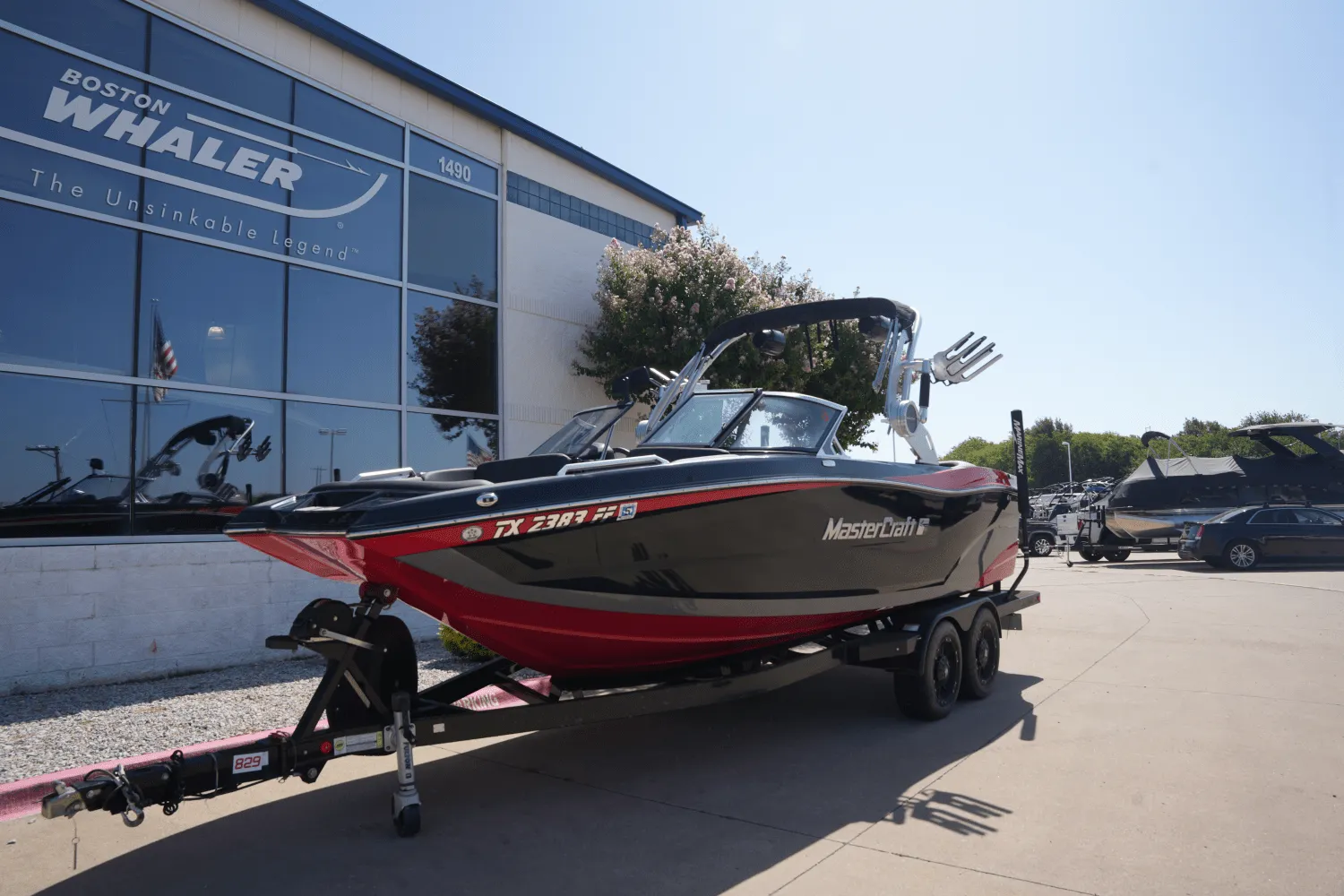 2019 Mastercraft XT22 Image Thumbnail #1