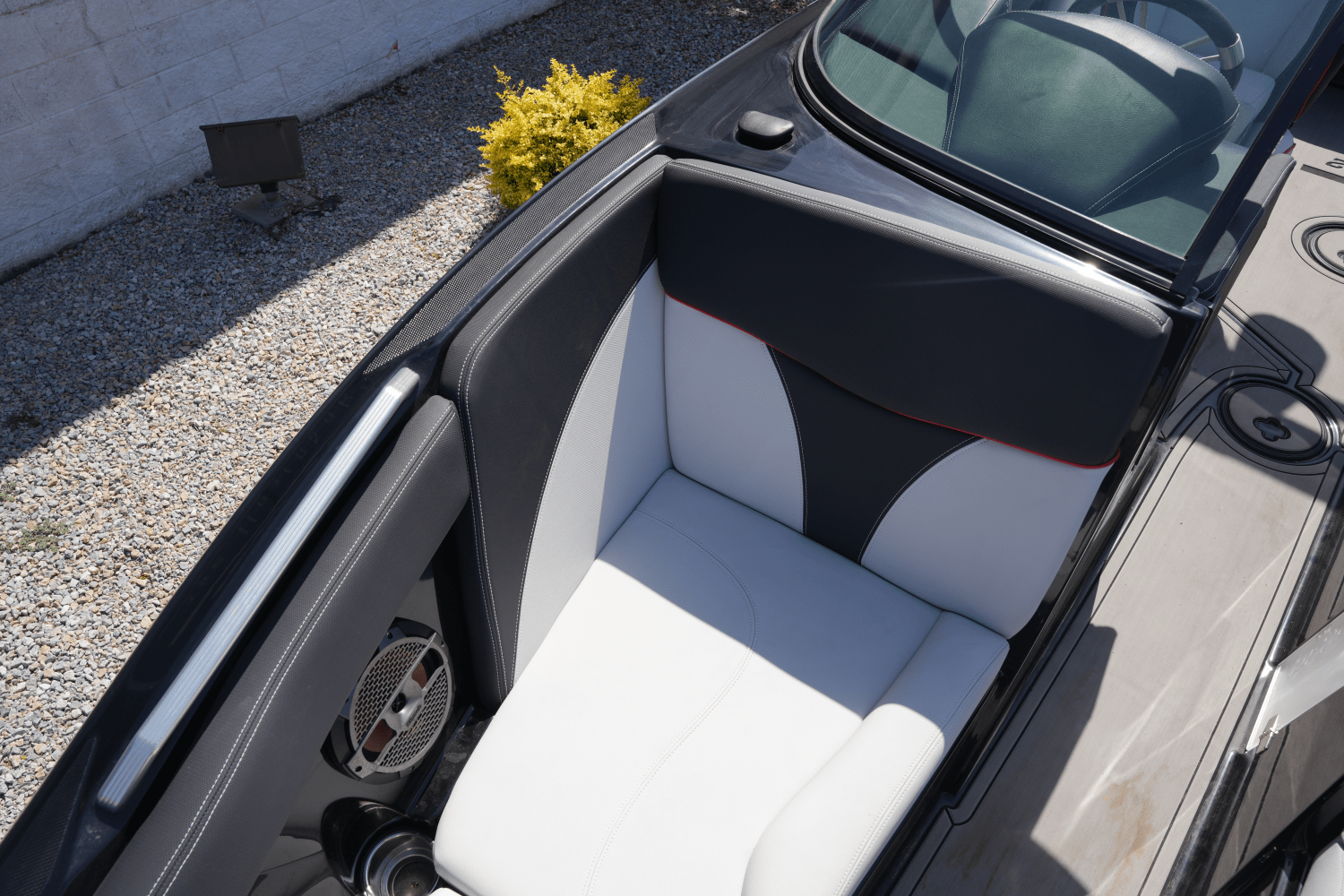 2019 Mastercraft XT22 Image Thumbnail #31