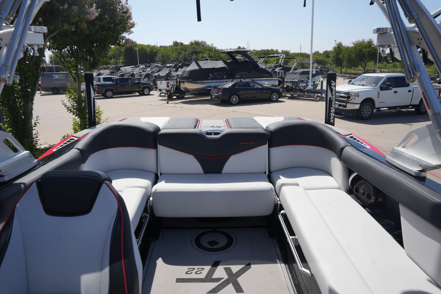 2019 Mastercraft XT22 Image Thumbnail #12