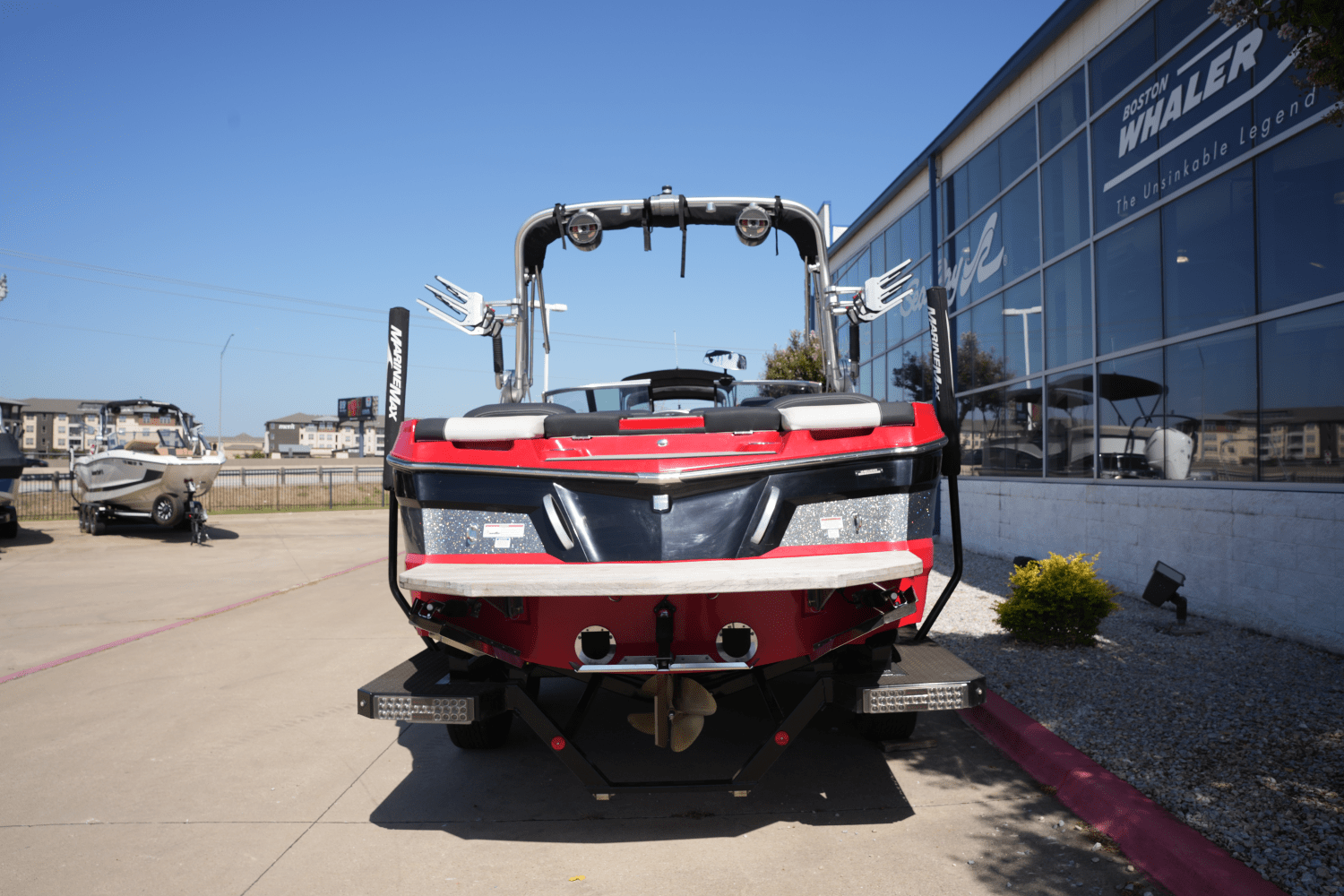 2019 Mastercraft XT22 Image Thumbnail #3