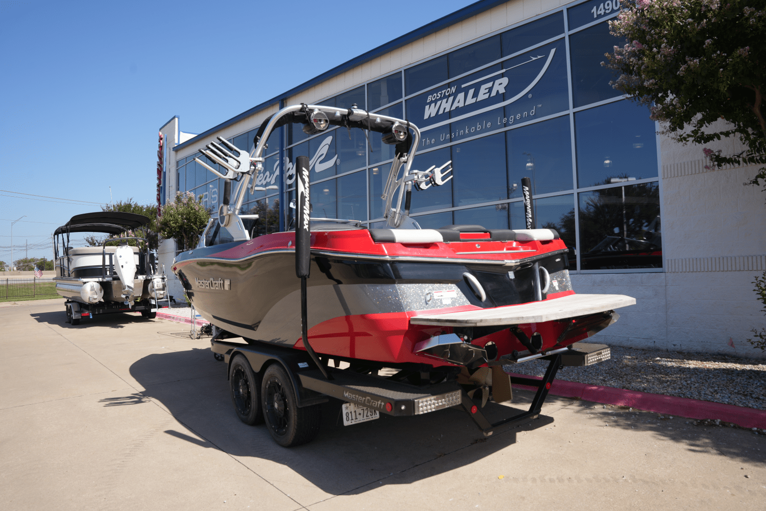 2019 Mastercraft XT22 Image Thumbnail #2