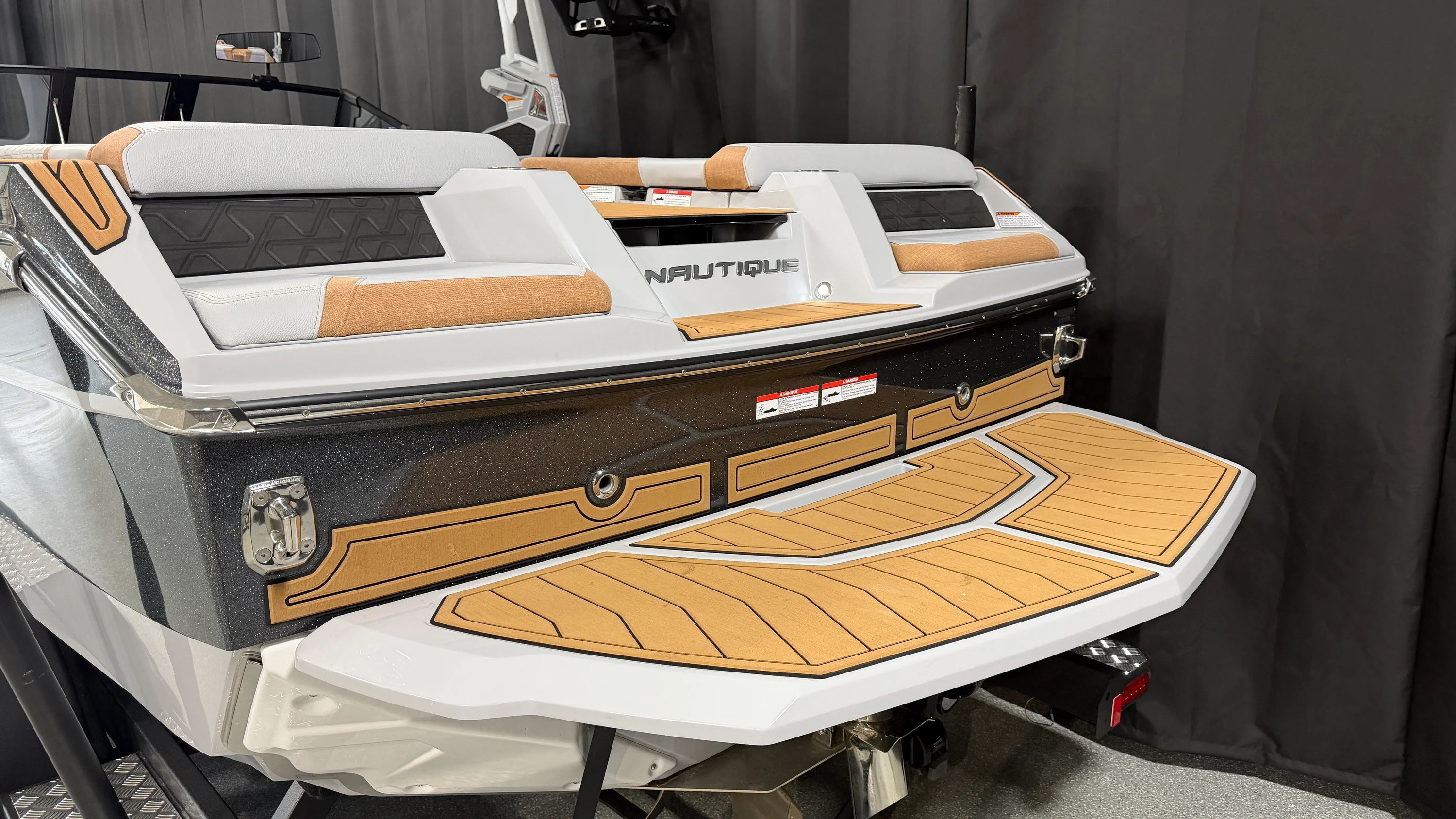 2026 Nautique Super Air Nautique GS22 Image Thumbnail #9