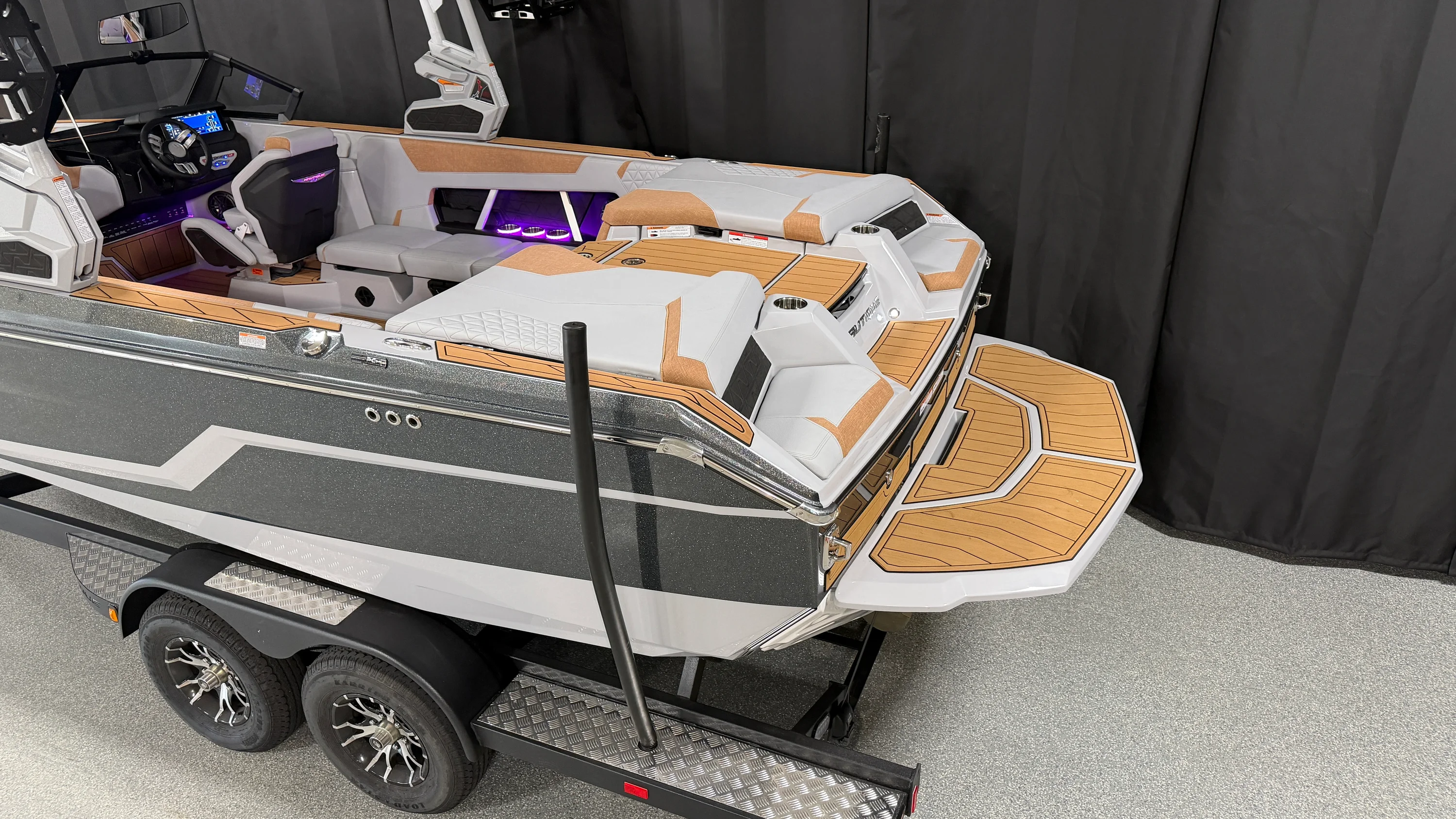 2026 Nautique Super Air Nautique GS22 Image Thumbnail #6