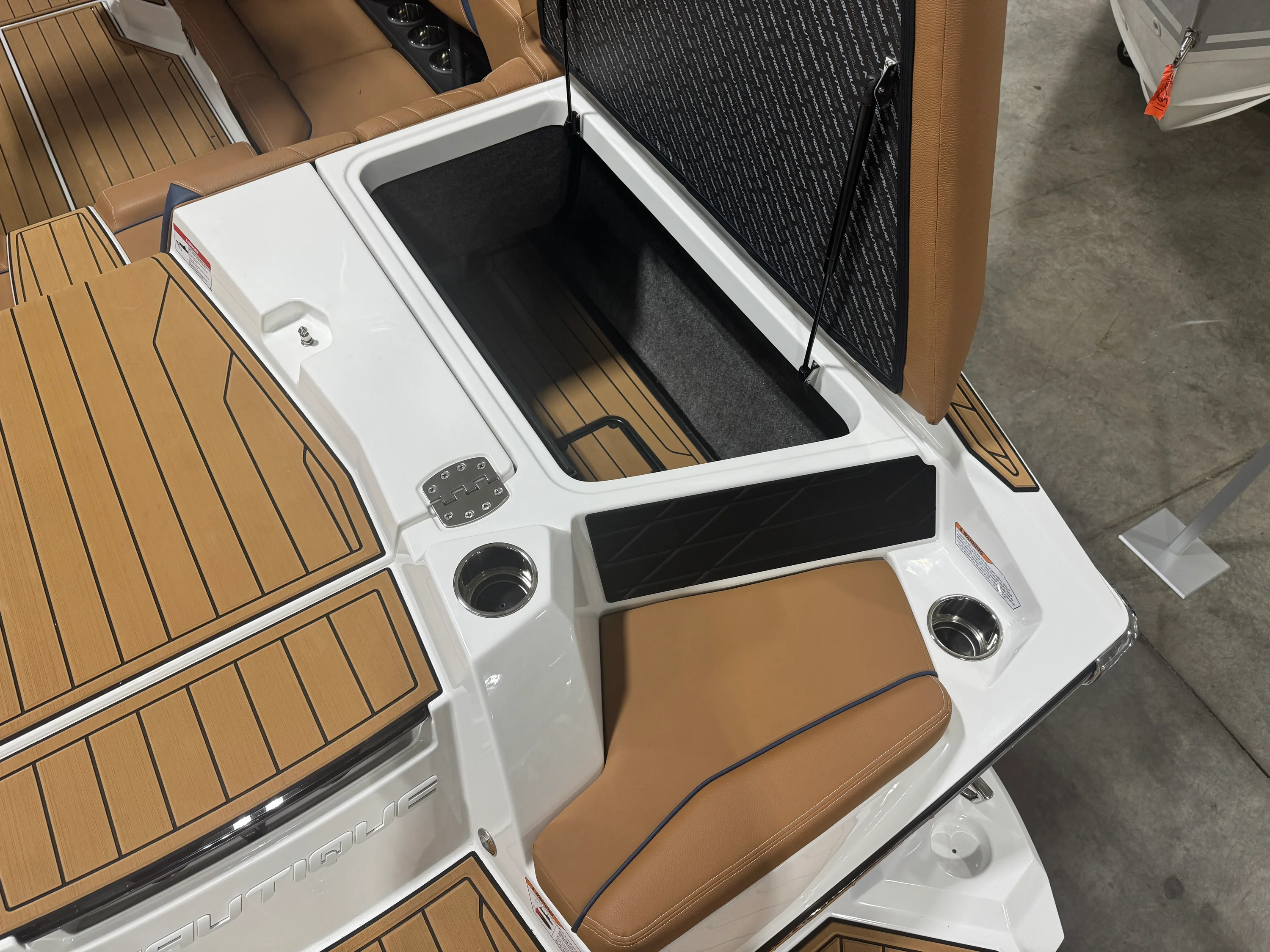 2026 Nautique Super Air Nautique S23 Image Thumbnail #8