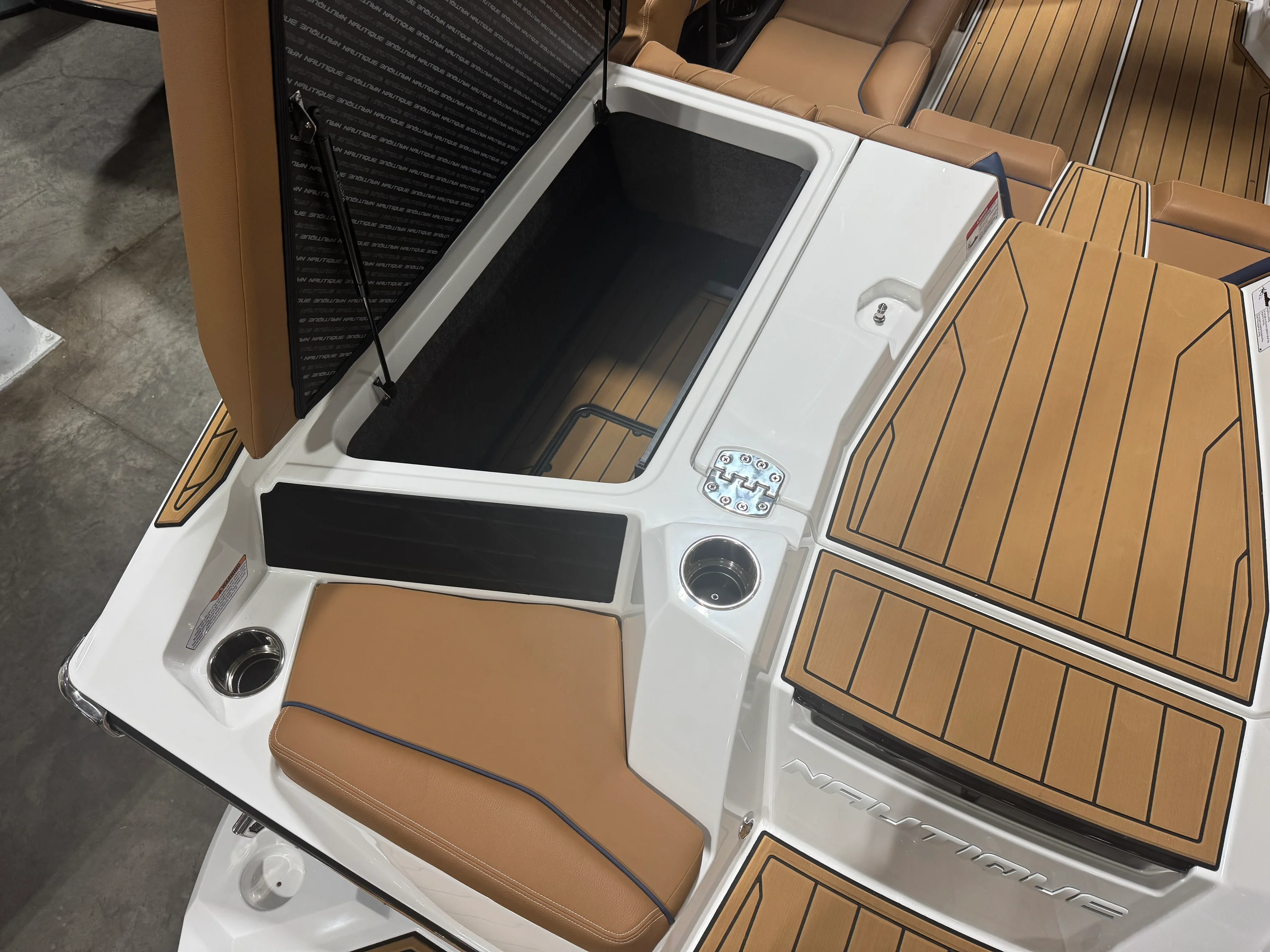 2026 Nautique Super Air Nautique S23 Image Thumbnail #9